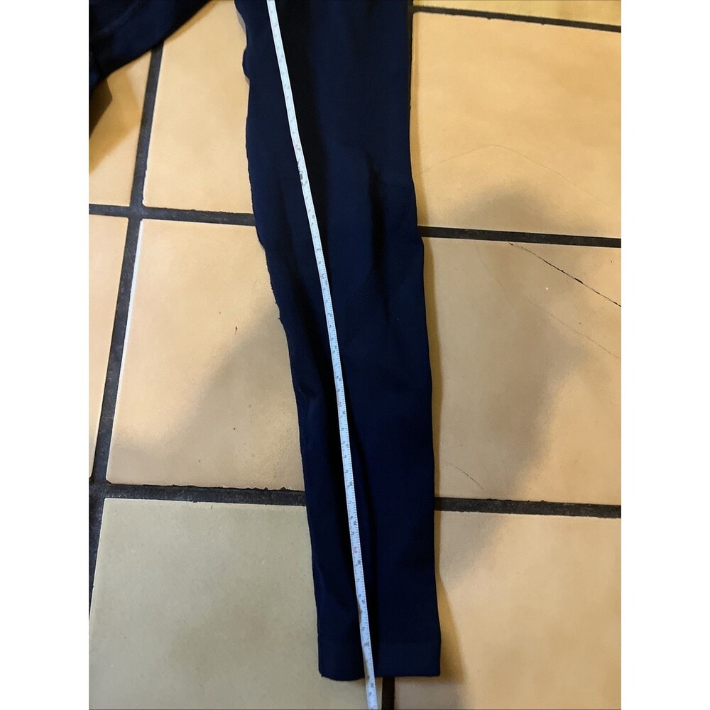 LNDR Chisel Leggings XS Navy 8/8 Compression High Waisted Stretch Fitness HIIT - Picture 7 of 10